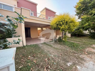 Luxury 8 Marla House For Sale Double Storey, 2 Terraces, Servant Quarter