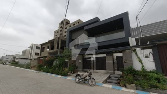 Prime Location Meerut Society House Sized 400 Square Yards For sale