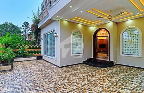 A 14 Marla Upper Portion In Lahore Is On The Market For Rent
