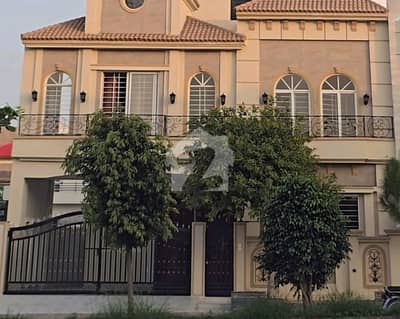 House Of 10 Marla Is Available In Contemporary Neighborhood Of Top City 1