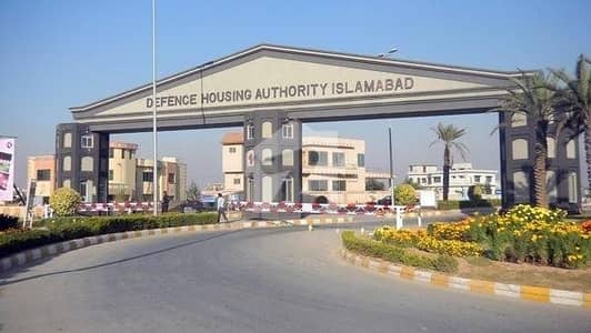 ڈی ایچ اے ڈیفینس فیز 5 ڈی ایچ اے ڈیفینس,اسلام آباد میں 8 مرلہ کمرشل پلاٹ 15.0 کروڑ میں برائے فروخت۔