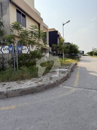 بحریہ ٹاؤن فیز 8 ۔ بلاک ایم بحریہ ٹاؤن فیز 8,بحریہ ٹاؤن راولپنڈی,راولپنڈی میں 5 مرلہ رہائشی پلاٹ 75.0 لاکھ میں برائے فروخت۔