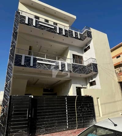 بنی گالہ اسلام آباد میں 4 کمروں کا 8 مرلہ مکان 3.4 کروڑ میں برائے فروخت۔