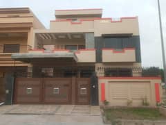 10 MARLA HOUSE AVAILABLE FOR RENT Wapda Town 10 MARLA HOUSE AVAILABLE FOR RENT Wapda Town