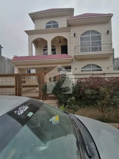 10 Marla Brand New House Available For Rent In FF Block Citi Housing Gujranwala 10 Marla Brand New House Available For Rent In FF Block Citi Housing Gujranwala