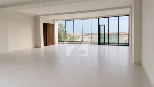 2100 Sq. Ft BRAND NEW FULL FLOOR OFFICE AVAILABLE FOR RENT - DHA Phase 6.