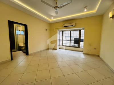 Triple Storey 5 Beds Luxury House Available For Rent In F-8