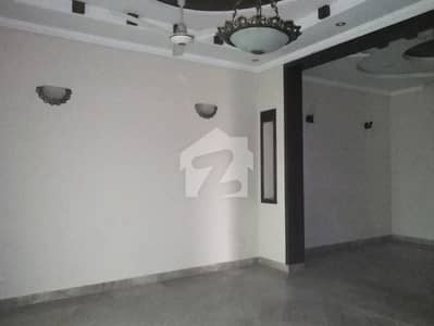 واپڈا ٹاؤن فیز 1 واپڈا ٹاؤن,لاہور میں 5 کمروں کا 10 مرلہ مکان 1.6 لاکھ میں کرایہ پر دستیاب ہے۔