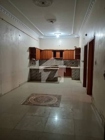 4 Bed Lounge On Ground Floor Main Stadium Road
