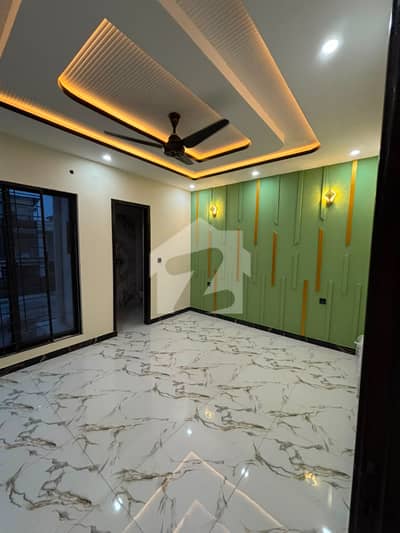10 Marla Lower Portion Available For Rent In Lahore
