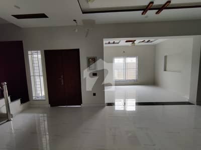 10 marla uper portion available for rent in beacon house society