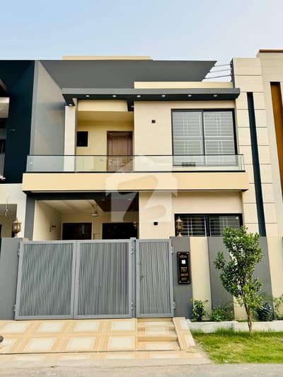 5 Marla Brand New A Plus Solid Constructed House For Sale In Park View City Lahore.