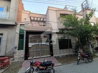 ایڈن گارڈنز فیصل آباد میں 4 کمروں کا 4 مرلہ مکان 1.4 کروڑ میں برائے فروخت۔