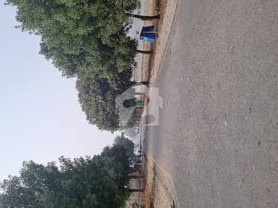 بحریہ ٹاؤن نشتر بلاک بحریہ ٹاؤن سیکٹر ای,بحریہ ٹاؤن,لاہور میں 2 کنال رہائشی پلاٹ 6.0 کروڑ میں برائے فروخت۔