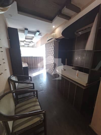 بخاری کمرشل ایریا ڈی ایچ اے فیز 6,ڈی ایچ اے ڈیفینس,کراچی میں 3 مرلہ Studio دفتر 1.1 لاکھ میں کرایہ پر دستیاب ہے۔