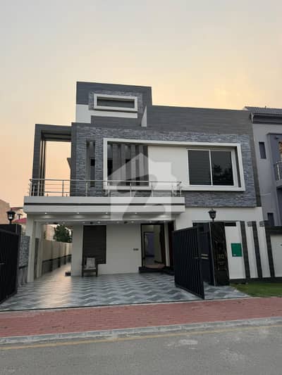 10 Marla Luxury House For Sale In Bahria Orchard Phase 1 Northern Block