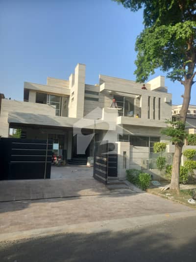 One Kanal House For Sale In Eme Society