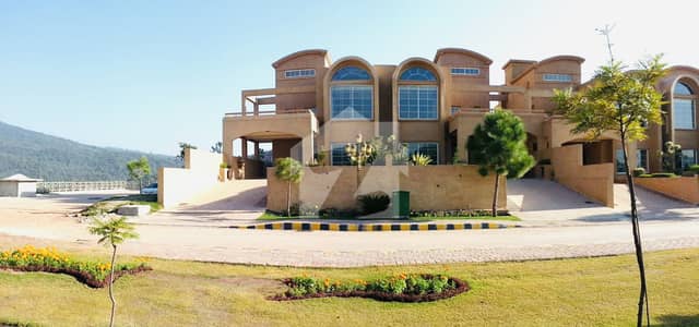 Bahria Golf City Villa No 33 Corner House