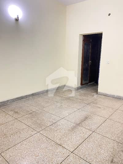 10 Marla Full House, Brand New VIP Location, Raza Block, Near Market, Near Park ,Near Mosque Four Bedrooms, Four Bathrooms, Okay Security System, Carpeted Road