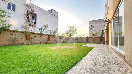 Designer Villa For Rent Beautiful Location