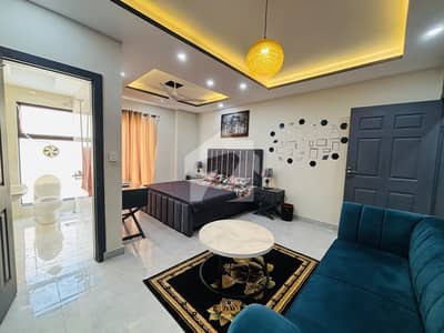 Family / Airbnb Designer Apartment For Rent
