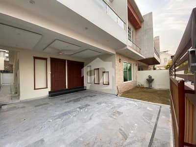 A House Of 10 Marla In Islamabad