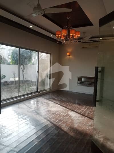 1 Kanal Like Brand New Upper Portion In Dha Phase 8 For Rent Prime Location