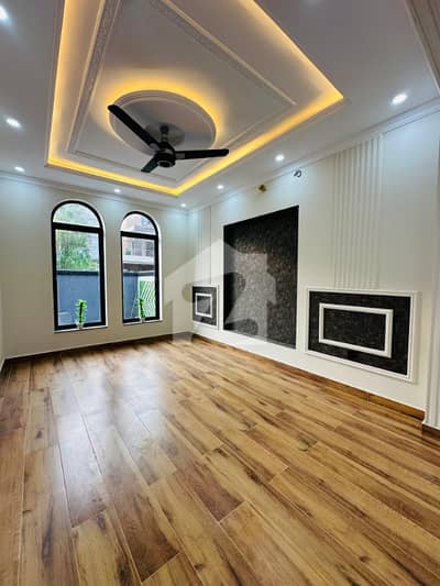 5 Marla Brand New House For Rent
