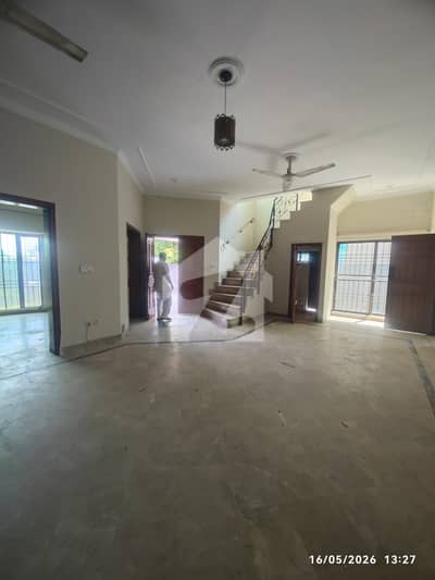 Portion For Rent In Faisal Town For Silent Office