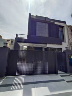 10 Marla Brand new House for Sale in Lake City Sector M2 10 Marla Brand new House for Sale in Lake City Sector M2