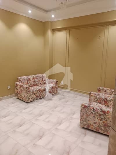 3 Bed Flat Available For Rent 3 Bed Flat Available For Rent