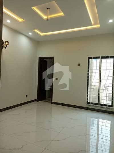 5 Marla Full House for Rent Prime Location in Jubilee Town (E Block) Gus available