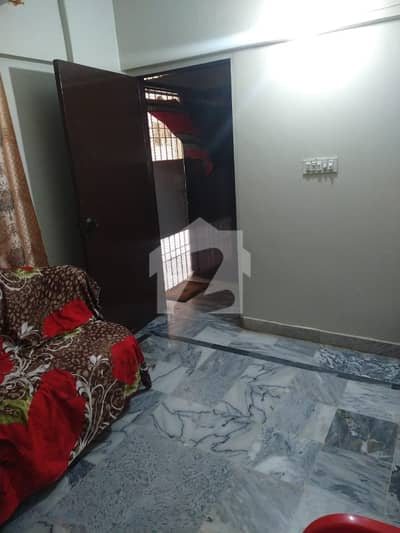 گلشنِ اقبال ٹاؤن کراچی میں 2 کمروں کا 4 مرلہ فلیٹ 82.0 لاکھ میں برائے فروخت۔