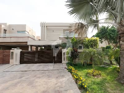 ڈی ایچ اے فیز 5 - بلاک ایل فیز 5,ڈیفنس (ڈی ایچ اے),لاہور میں 5 کمروں کا 10 مرلہ مکان 5.9 کروڑ میں برائے فروخت۔ ڈی ایچ اے فیز 5 - بلاک ایل فیز 5,ڈیفنس (ڈی ایچ اے),لاہور میں 5 کمروں کا 10 مرلہ مکان 5.9 کروڑ میں برائے فروخت۔