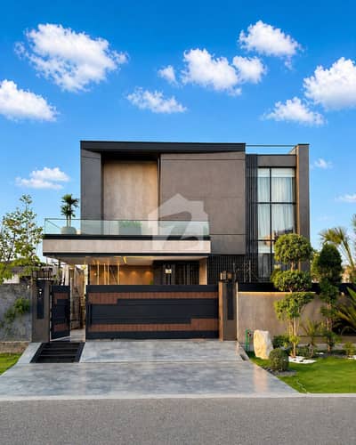 Top Of Line Brand New 20 Marla Luxury House For Sale - Top Location Near To Park Top Of Line Brand New 20 Marla Luxury House For Sale - Top Location Near To Park
