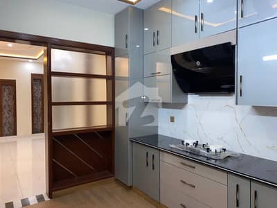 14 MARLA UPPER PORTION FOR RENT IN CBR TOWN PHASE 1