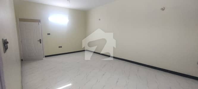 400 Yards House For Rent
