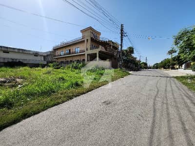 One Kanal Plot Available For Sale In Soan Garden Block E  Level Plot And Investor Rate Plot