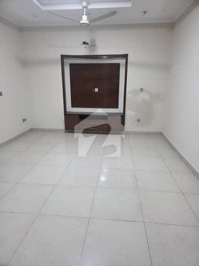 10Marla Upper Portion Is Available For Rent