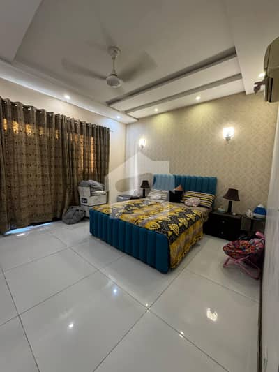 Seperate 1 Kanal Fully Furnished Upper Portion For Rent in DHA Phase 5
