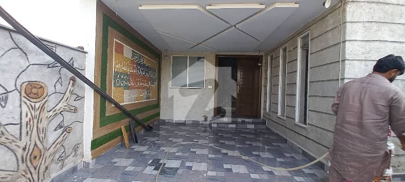 Luxurious 5 Marla House Available For Sale Luxurious 5 Marla House Available For Sale