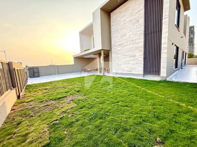 Golden Opportunity) Reasonable Price Independent Seperate 1 Kanal Double Story House for Rent ( Big + Point) Loan / Garden Space Available ) 3 Car Parking Space) Gas Available ideal location This House