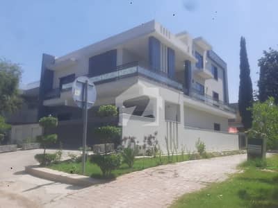 جی ۔ 9/3 جی ۔ 9,اسلام آباد میں 6 کمروں کا 16 مرلہ مکان 17.0 کروڑ میں برائے فروخت۔