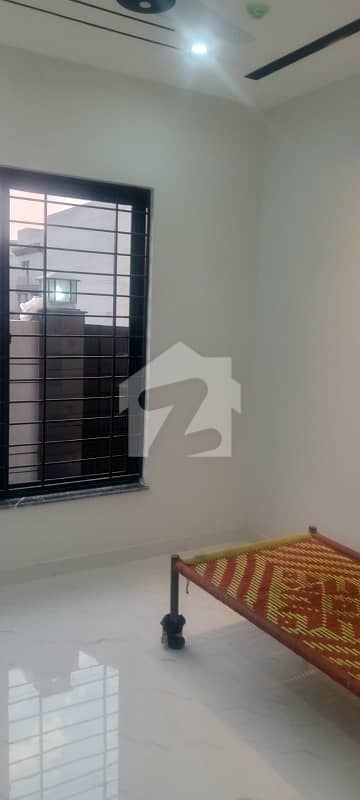 10 Marla Full House For Rent In Nfc