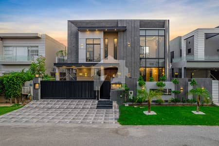 1 Kanal Top Class Luxury House Near Park & Mosque