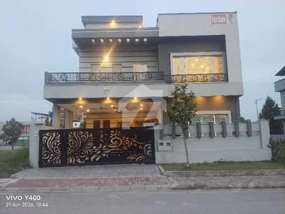 بحریہ انکلیو - سیکٹر جے بحریہ انکلیو,بحریہ ٹاؤن,اسلام آباد میں 5 کمروں کا 10 مرلہ مکان 4.9 کروڑ میں برائے فروخت۔ بحریہ انکلیو - سیکٹر جے بحریہ انکلیو,بحریہ ٹاؤن,اسلام آباد میں 5 کمروں کا 10 مرلہ مکان 4.9 کروڑ میں برائے فروخت۔