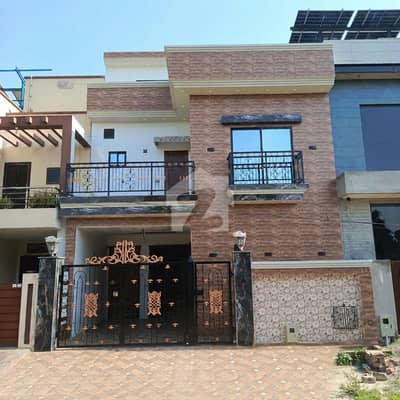 5 Marla Brand New House For Sale Facing Park And Mini Zoo In L Block