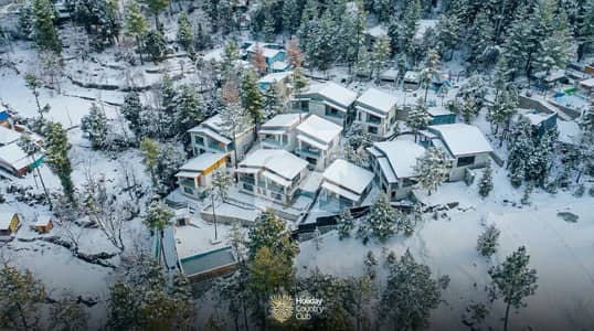 Luxury Resort Living At Holiday Country Club With High ROI