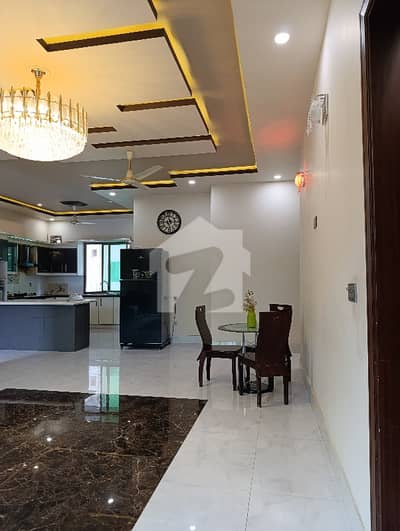300 Square Yards Upper Portion For Rent Is Available In Gulistan-E-Jauhar - Block 15 300 Square Yards Upper Portion For Rent Is Available In Gulistan-E-Jauhar - Block 15