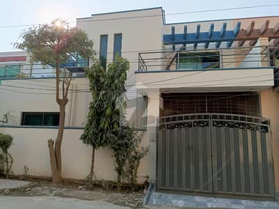 پنجاب سمال انڈسٹریز کالونی - بلاک اے پنجاب سمال انڈسٹریز کالونی,لاہور میں 4 کمروں کا 7 مرلہ مکان 2.5 کروڑ میں برائے فروخت۔